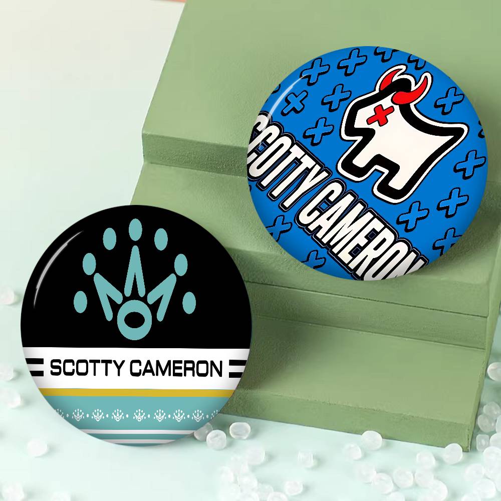 Nowe broszki Scotty Cameron, m – Gaming Console Buttons recenzja i cena
